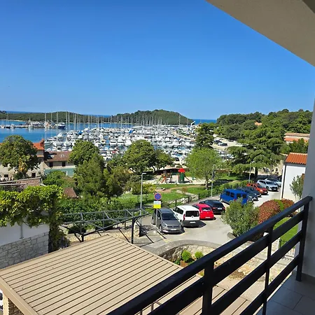 Apartment Stana With Beautiful View